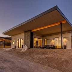 Desert Ridge - Hot Tub, Fire Pit, BBQ, Out Door Shower & Incredi