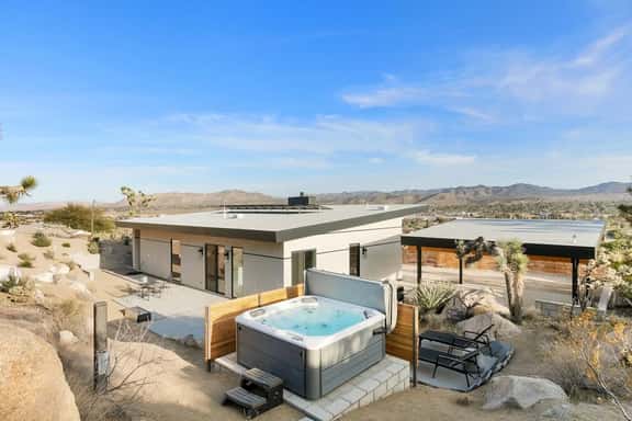 Desert Ridge - Hot Tub, Fire Pit, Outdoor Shower! - Image 1